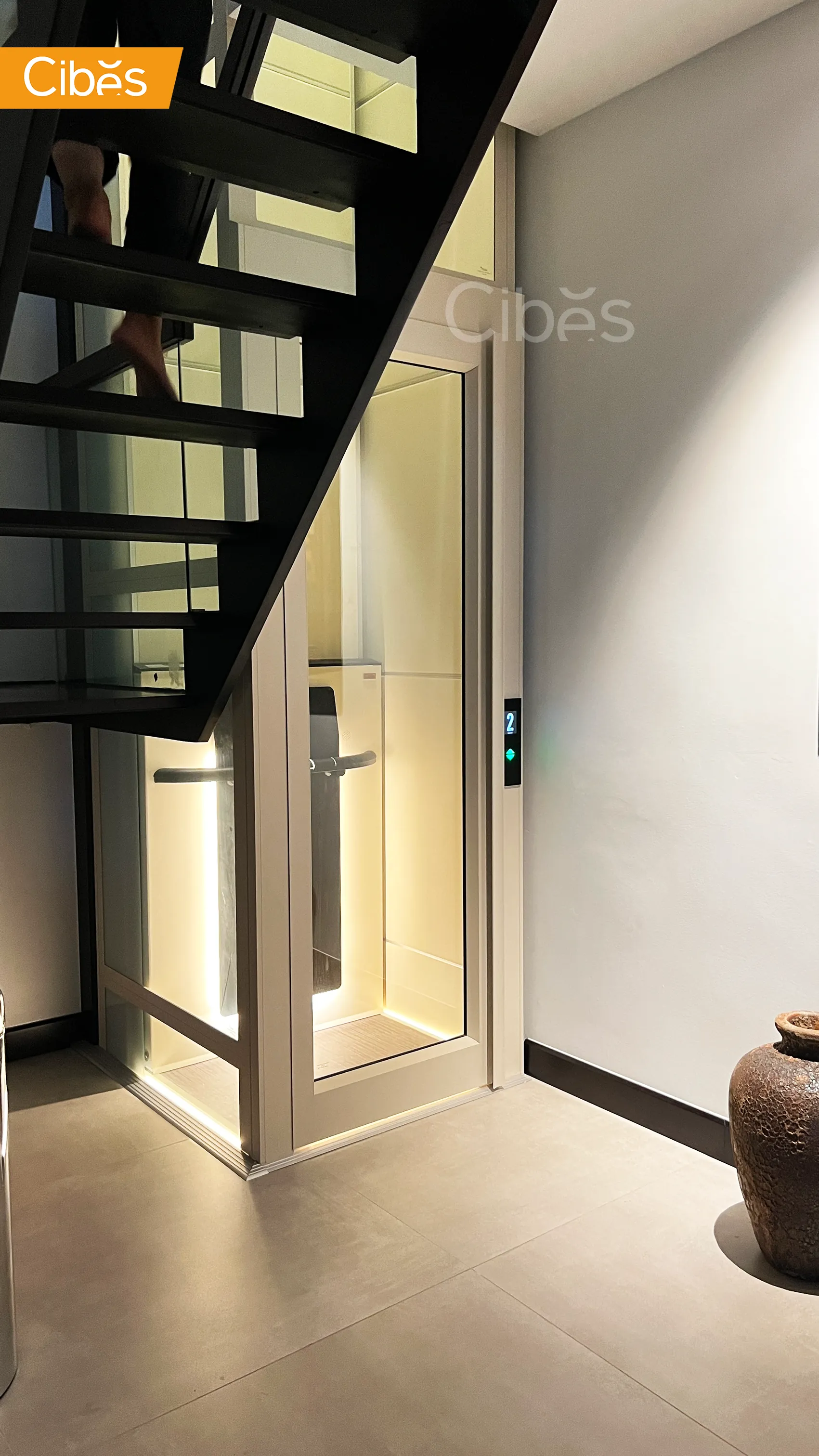 Solusi Lift Mini untuk Rumah Kecil: Mobilitas Cerdas di Ruang Terbatas